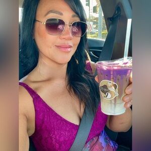 Meet your Posher, Posh